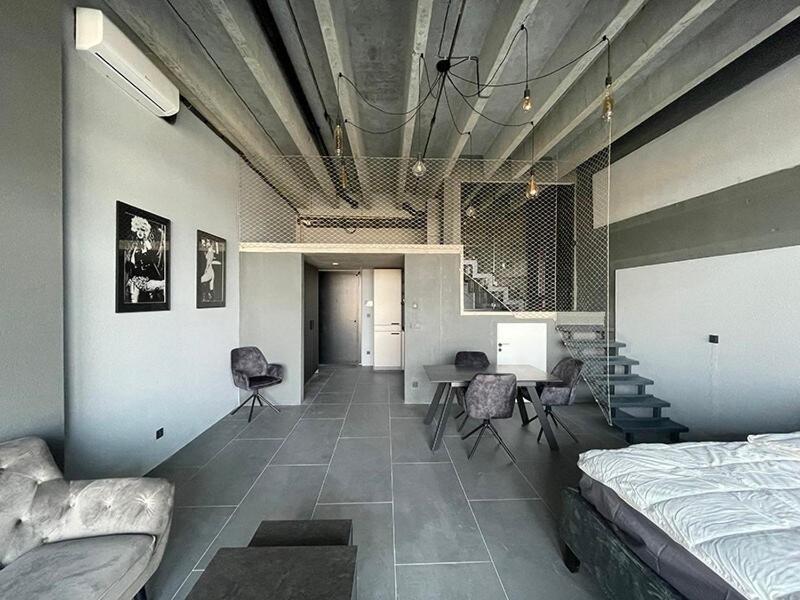 Luxe With Pool, Sauna, Jacuzzi, Gym, Balcony Apartment Prague