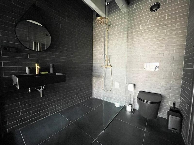 Luxe With Pool, Sauna, Jacuzzi, Gym, Balcony Apartment